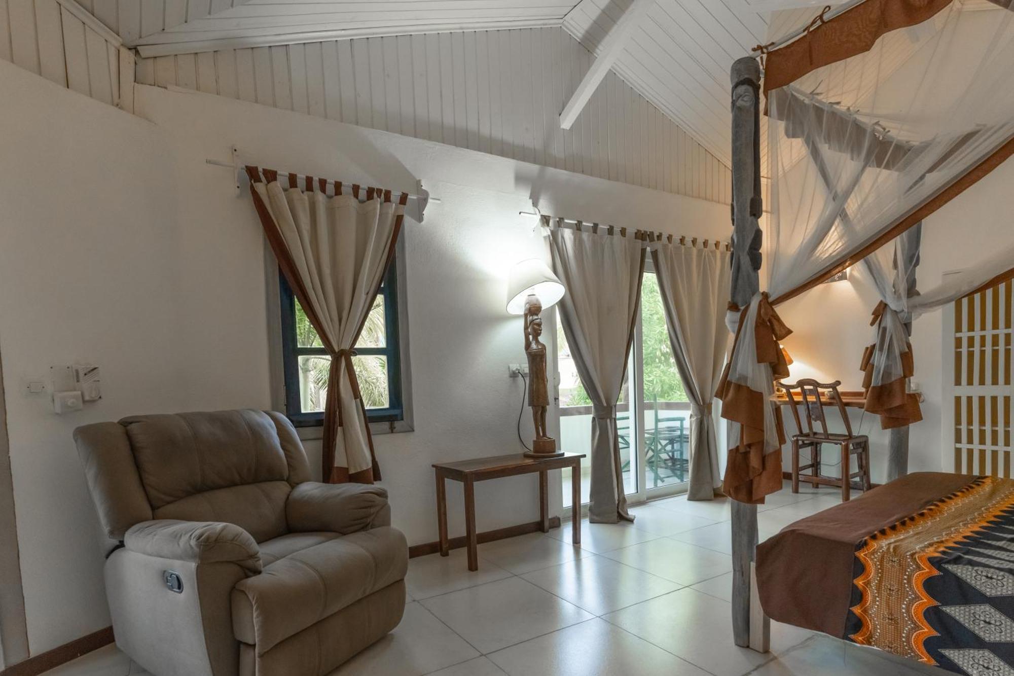 Villa Valiha Boutique Hotel Madirokely  Extérieur photo