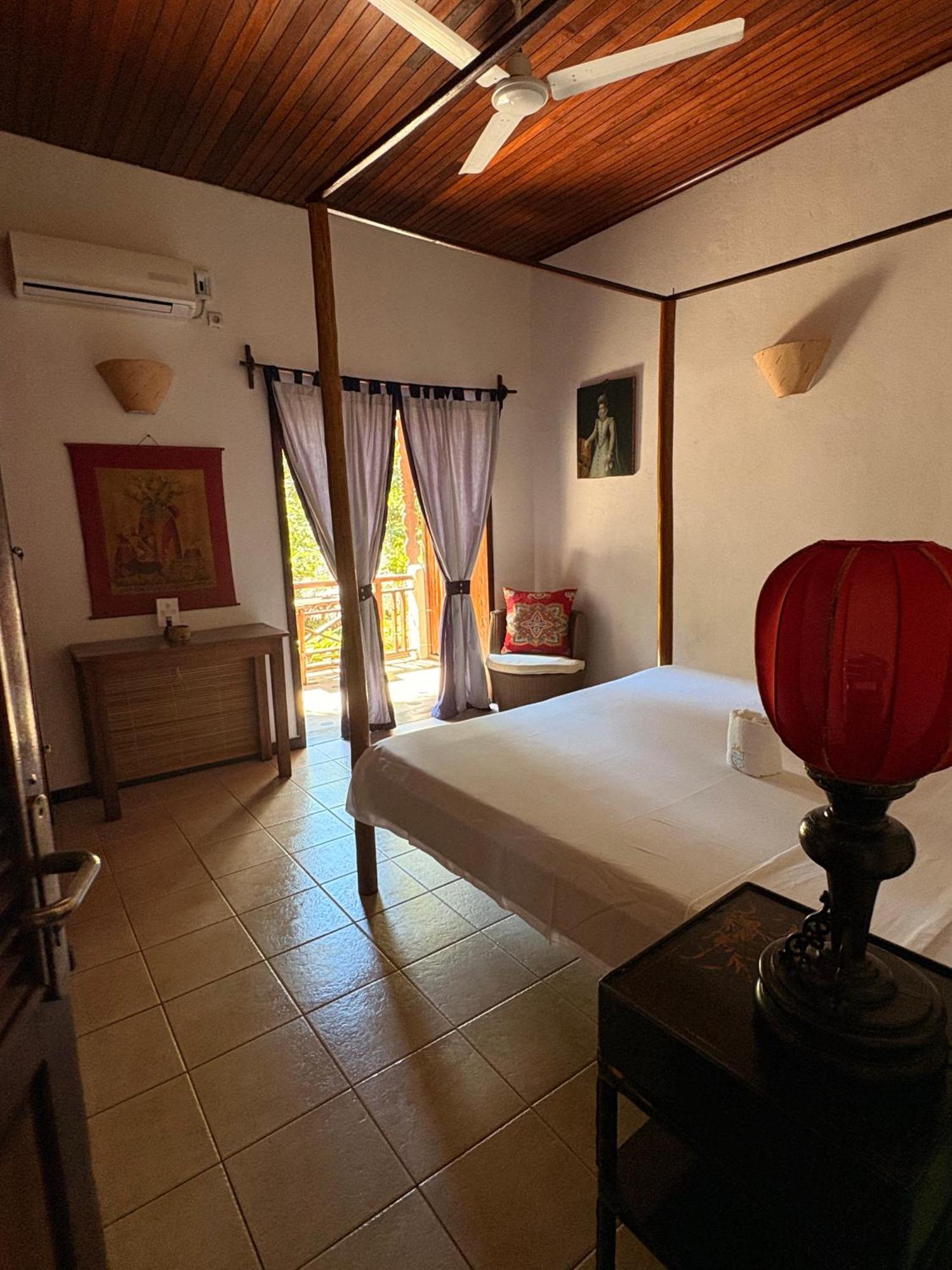 Villa Valiha Boutique Hotel Madirokely  Extérieur photo